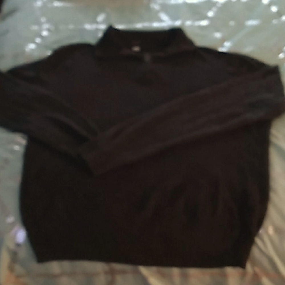 Quarter zip dark grey sweater